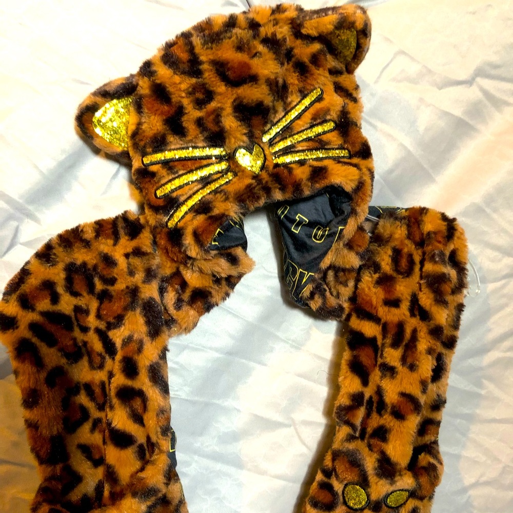 Juicy couture hat, scarf, glove all in one for girls.